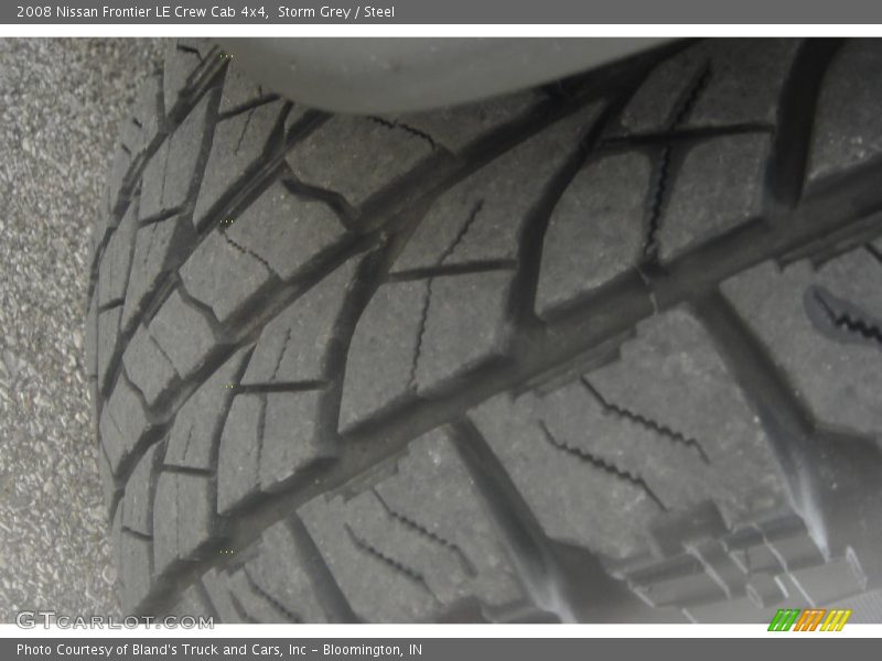 Storm Grey / Steel 2008 Nissan Frontier LE Crew Cab 4x4