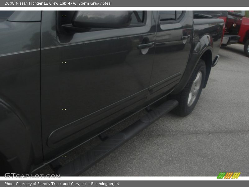 Storm Grey / Steel 2008 Nissan Frontier LE Crew Cab 4x4