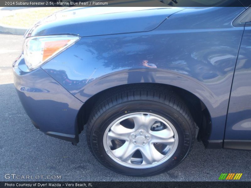 Marine Blue Pearl / Platinum 2014 Subaru Forester 2.5i