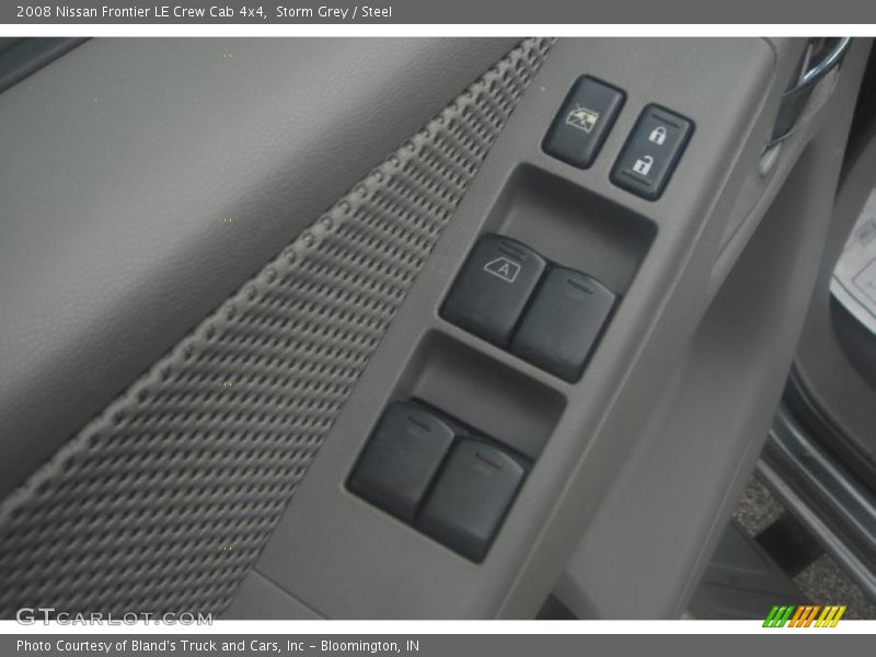 Storm Grey / Steel 2008 Nissan Frontier LE Crew Cab 4x4