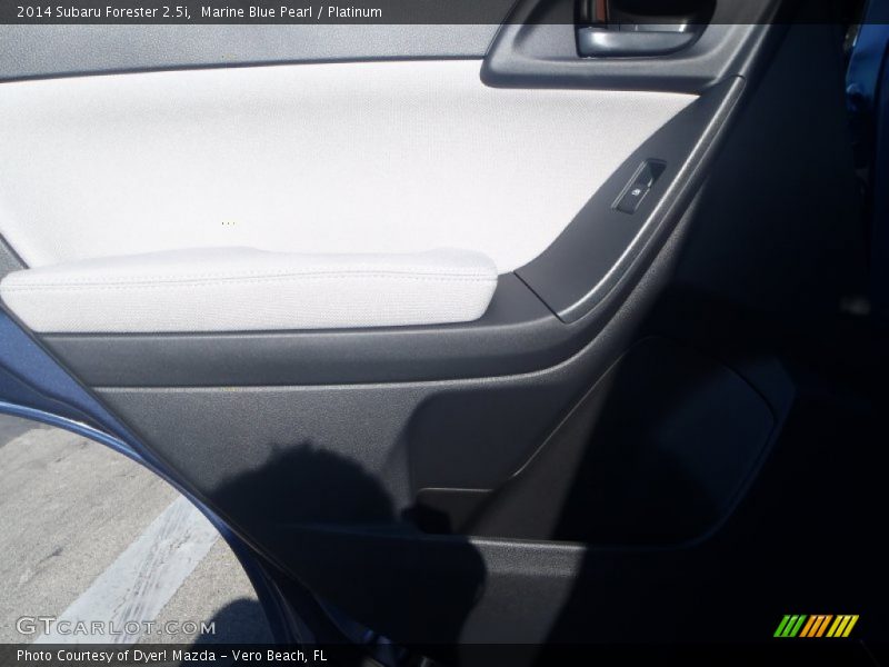 Marine Blue Pearl / Platinum 2014 Subaru Forester 2.5i