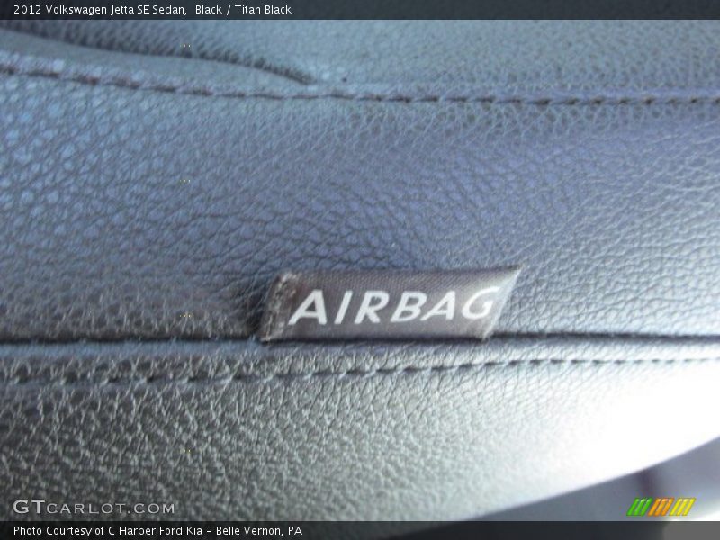 Black / Titan Black 2012 Volkswagen Jetta SE Sedan