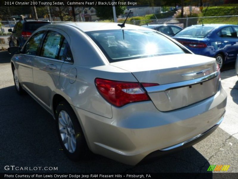 Cashmere Pearl / Black/Light Frost Beige 2014 Chrysler 200 Touring Sedan