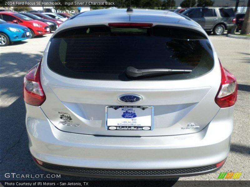 Ingot Silver / Charcoal Black 2014 Ford Focus SE Hatchback