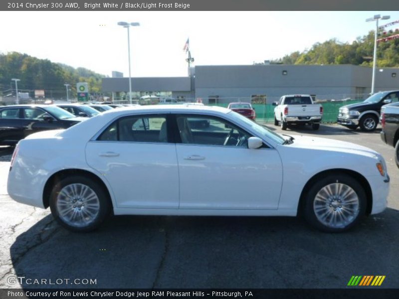 Bright White / Black/Light Frost Beige 2014 Chrysler 300 AWD