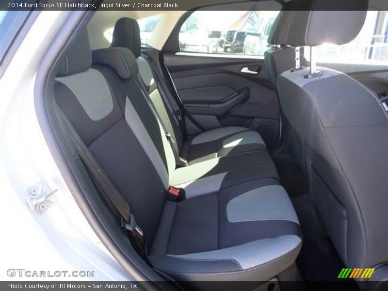 Ingot Silver / Charcoal Black 2014 Ford Focus SE Hatchback