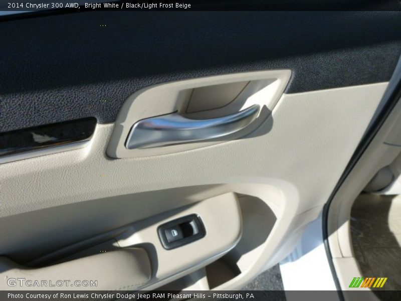 Bright White / Black/Light Frost Beige 2014 Chrysler 300 AWD
