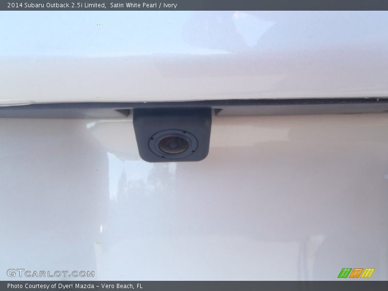Satin White Pearl / Ivory 2014 Subaru Outback 2.5i Limited