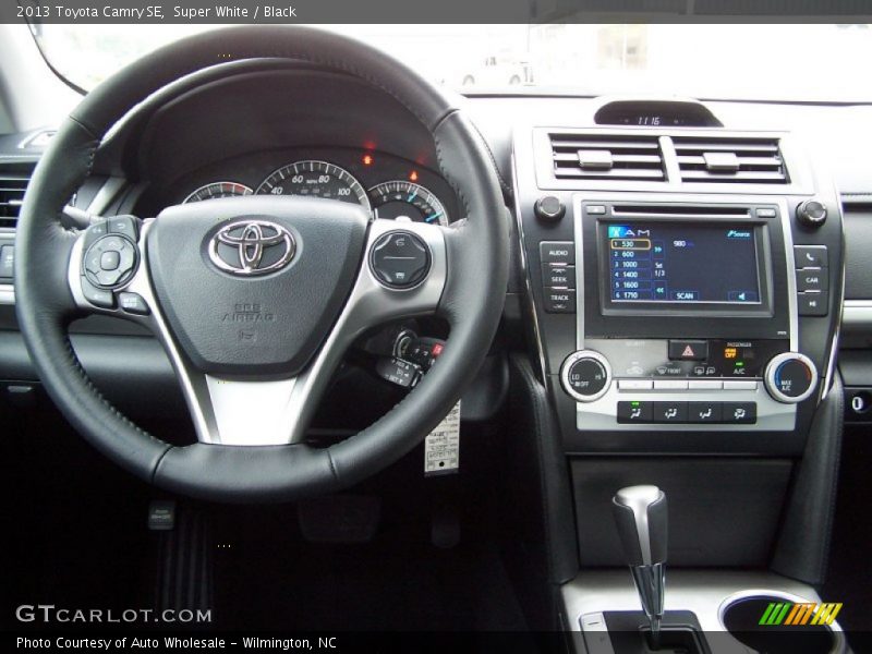 Super White / Black 2013 Toyota Camry SE