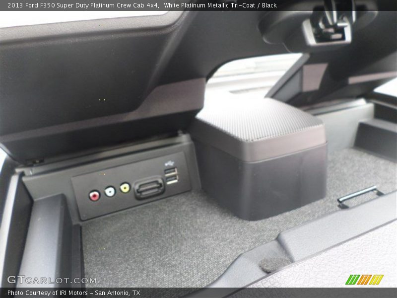 White Platinum Metallic Tri-Coat / Black 2013 Ford F350 Super Duty Platinum Crew Cab 4x4