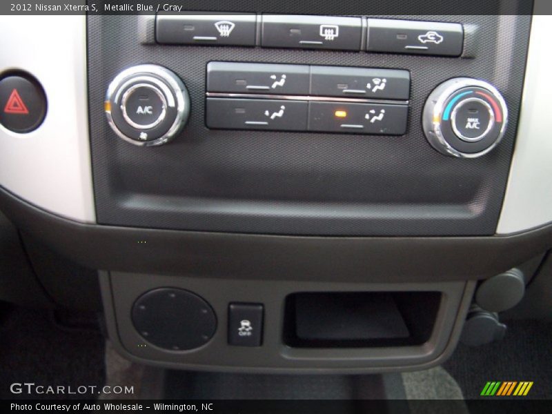 Metallic Blue / Gray 2012 Nissan Xterra S