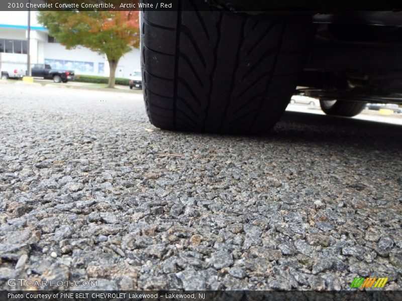 Arctic White / Red 2010 Chevrolet Corvette Convertible