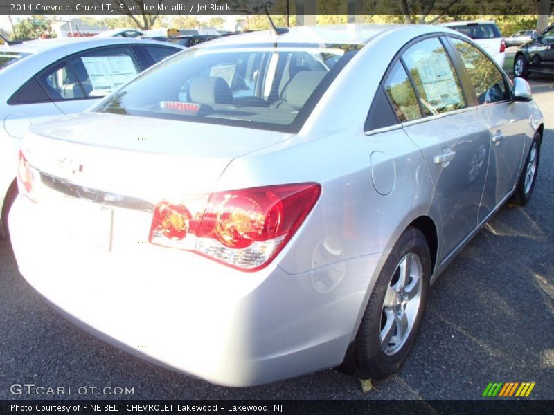 Silver Ice Metallic / Jet Black 2014 Chevrolet Cruze LT