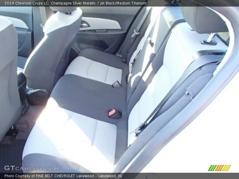 Champagne Silver Metallic / Jet Black/Medium Titanium 2014 Chevrolet Cruze LS
