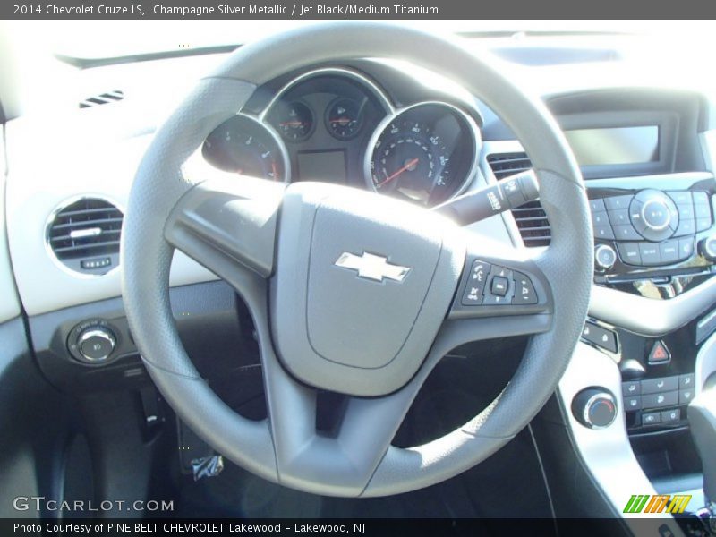 Champagne Silver Metallic / Jet Black/Medium Titanium 2014 Chevrolet Cruze LS