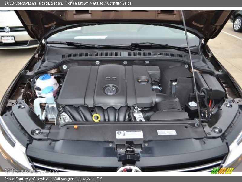 Toffee Brown Metallic / Cornsilk Beige 2013 Volkswagen Jetta SE Sedan