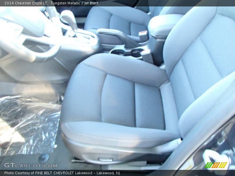 Tungsten Metallic / Jet Black 2014 Chevrolet Cruze LT