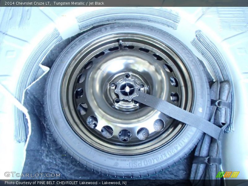 Tungsten Metallic / Jet Black 2014 Chevrolet Cruze LT