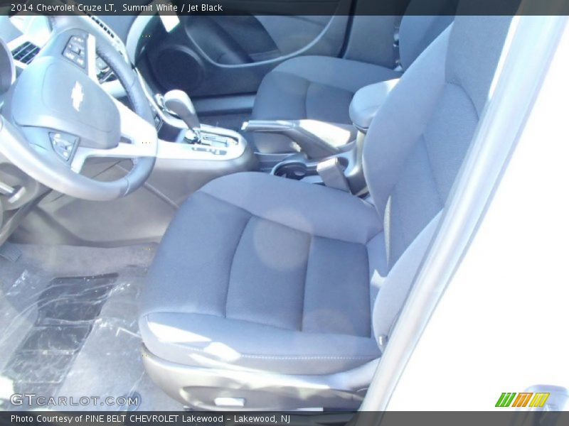 Summit White / Jet Black 2014 Chevrolet Cruze LT