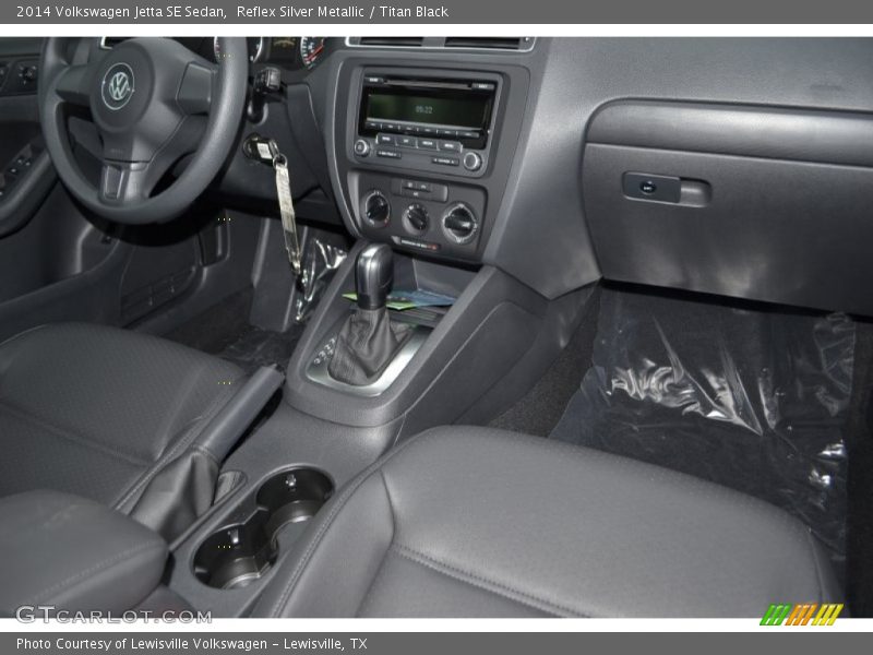 Reflex Silver Metallic / Titan Black 2014 Volkswagen Jetta SE Sedan