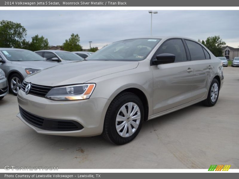 Front 3/4 View of 2014 Jetta S Sedan