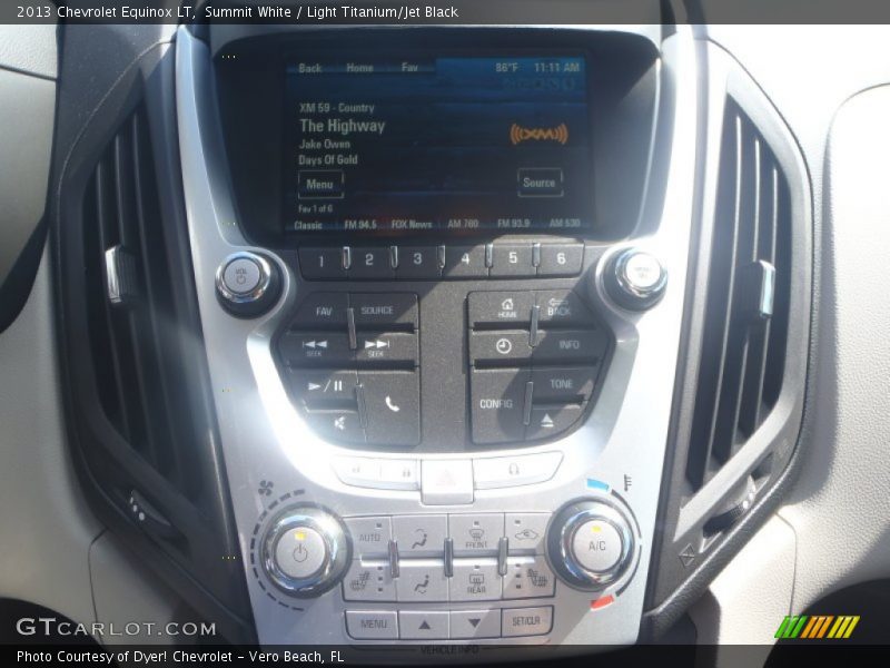Summit White / Light Titanium/Jet Black 2013 Chevrolet Equinox LT