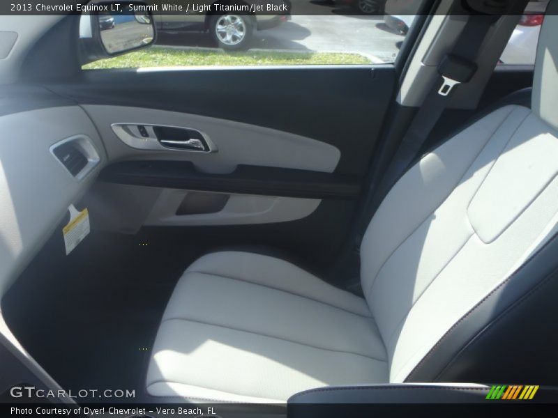 Summit White / Light Titanium/Jet Black 2013 Chevrolet Equinox LT