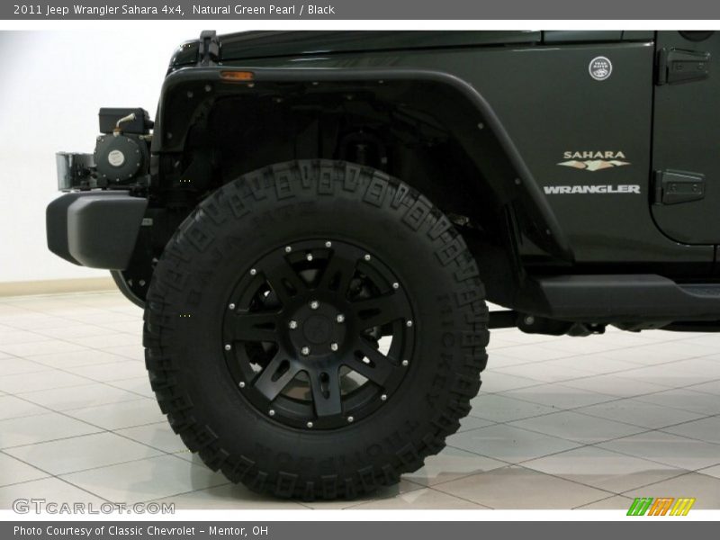 Natural Green Pearl / Black 2011 Jeep Wrangler Sahara 4x4