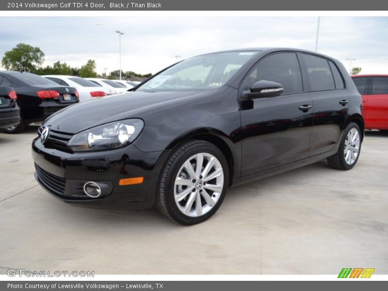 Front 3/4 View of 2014 Golf TDI 4 Door