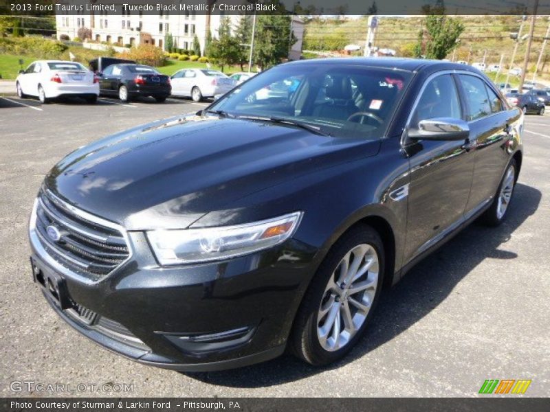 Tuxedo Black Metallic / Charcoal Black 2013 Ford Taurus Limited