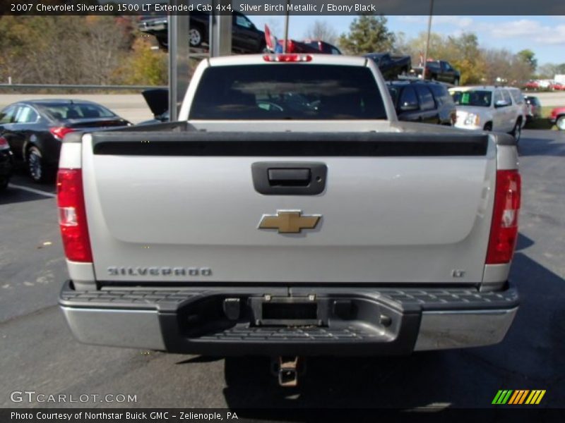 Silver Birch Metallic / Ebony Black 2007 Chevrolet Silverado 1500 LT Extended Cab 4x4