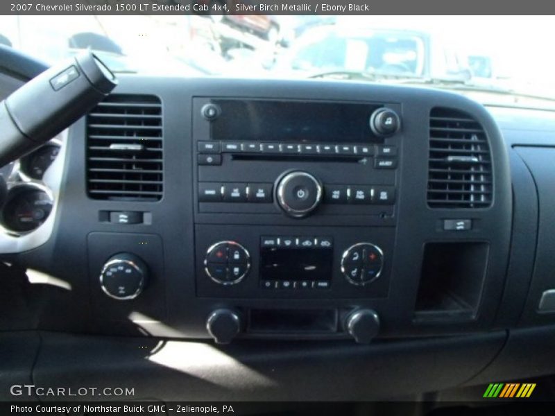 Silver Birch Metallic / Ebony Black 2007 Chevrolet Silverado 1500 LT Extended Cab 4x4