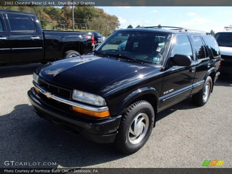 Onyx Black / Graphite 2002 Chevrolet Blazer LS 4x4