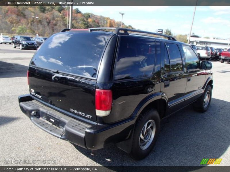 Onyx Black / Graphite 2002 Chevrolet Blazer LS 4x4