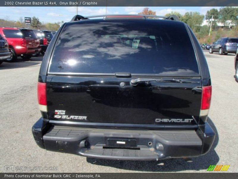 Onyx Black / Graphite 2002 Chevrolet Blazer LS 4x4