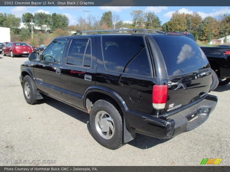 Onyx Black / Graphite 2002 Chevrolet Blazer LS 4x4