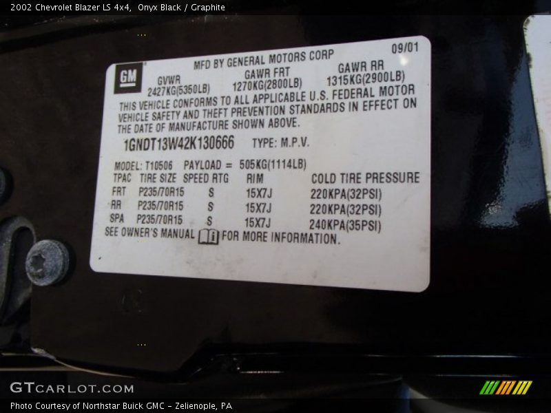 Onyx Black / Graphite 2002 Chevrolet Blazer LS 4x4