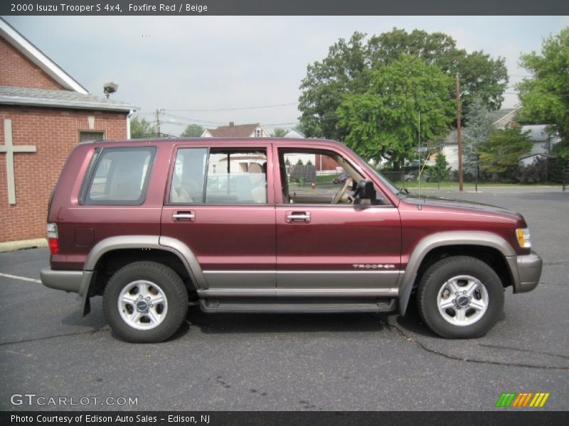 Foxfire Red / Beige 2000 Isuzu Trooper S 4x4