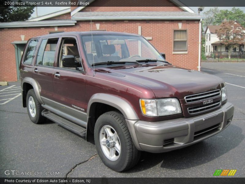 Front 3/4 View of 2000 Trooper S 4x4