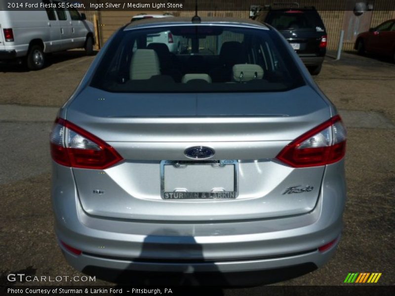 Ingot Silver / Medium Light Stone 2014 Ford Fiesta SE Sedan