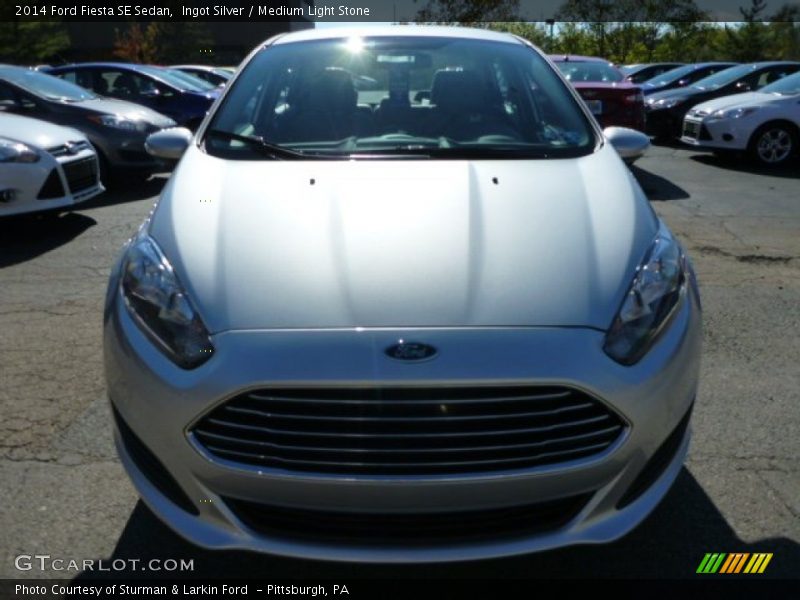 Ingot Silver / Medium Light Stone 2014 Ford Fiesta SE Sedan