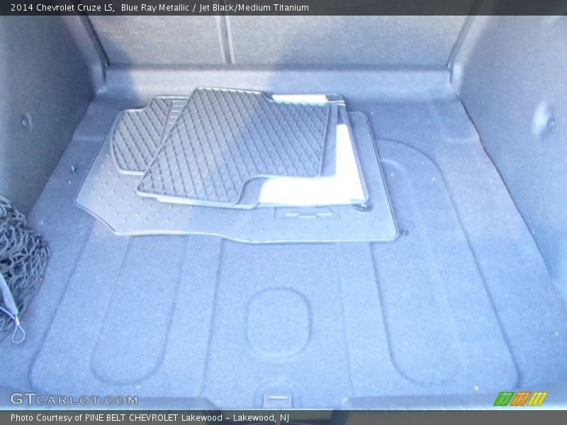 Blue Ray Metallic / Jet Black/Medium Titanium 2014 Chevrolet Cruze LS