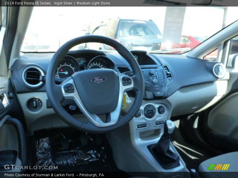 Ingot Silver / Medium Light Stone 2014 Ford Fiesta SE Sedan