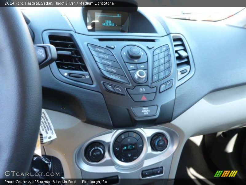 Ingot Silver / Medium Light Stone 2014 Ford Fiesta SE Sedan
