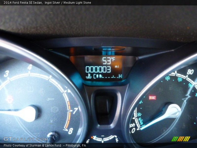 Ingot Silver / Medium Light Stone 2014 Ford Fiesta SE Sedan