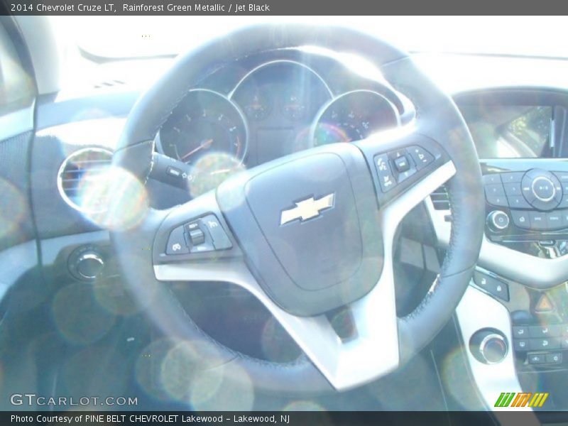 Rainforest Green Metallic / Jet Black 2014 Chevrolet Cruze LT