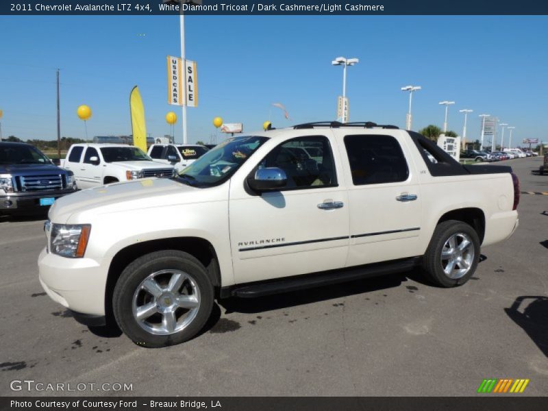 White Diamond Tricoat / Dark Cashmere/Light Cashmere 2011 Chevrolet Avalanche LTZ 4x4