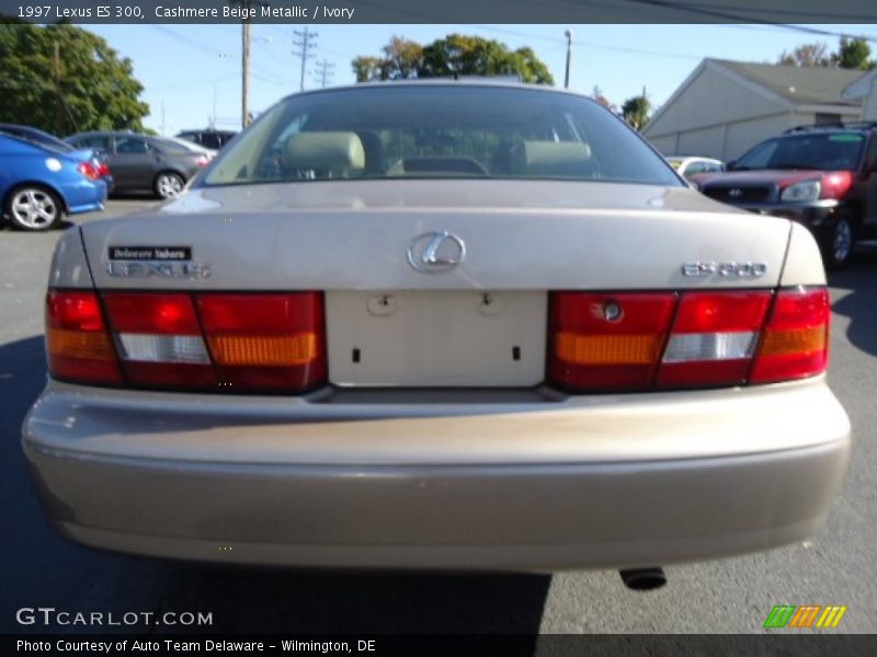 Cashmere Beige Metallic / Ivory 1997 Lexus ES 300