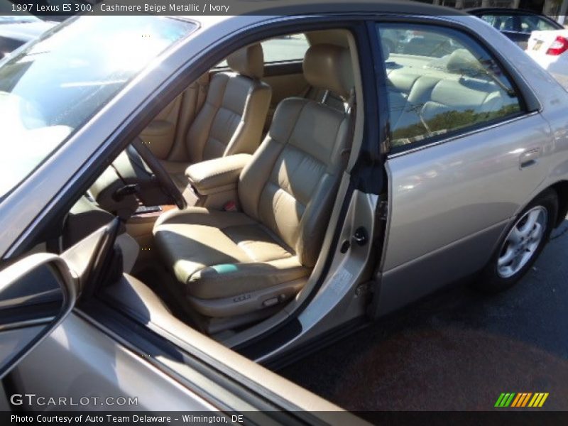 Cashmere Beige Metallic / Ivory 1997 Lexus ES 300