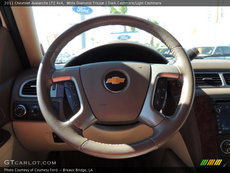 White Diamond Tricoat / Dark Cashmere/Light Cashmere 2011 Chevrolet Avalanche LTZ 4x4